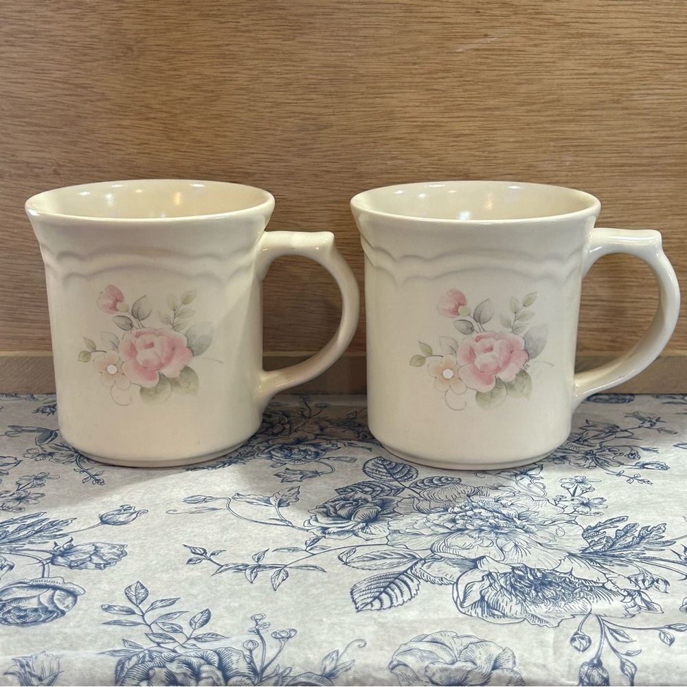 Pfaltzgraff Floral Ceramic Cream Mugs (2) 10-12oz. Cottage Core Granny Core